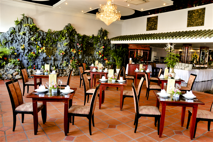 Boulevard Restaurant - Khách Sạn Kim Đô - Royal Hotel Saigon